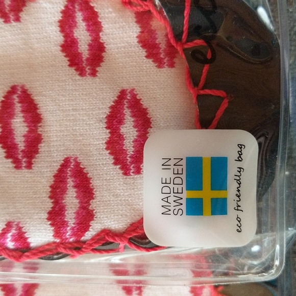 NWT Moccis Kids Shoes / Floor Slippers - Picture 4 of 13